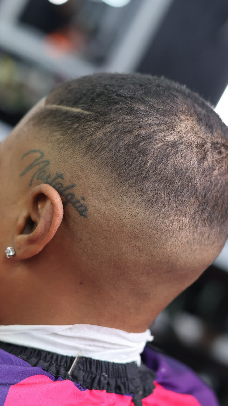 Clean fade with line